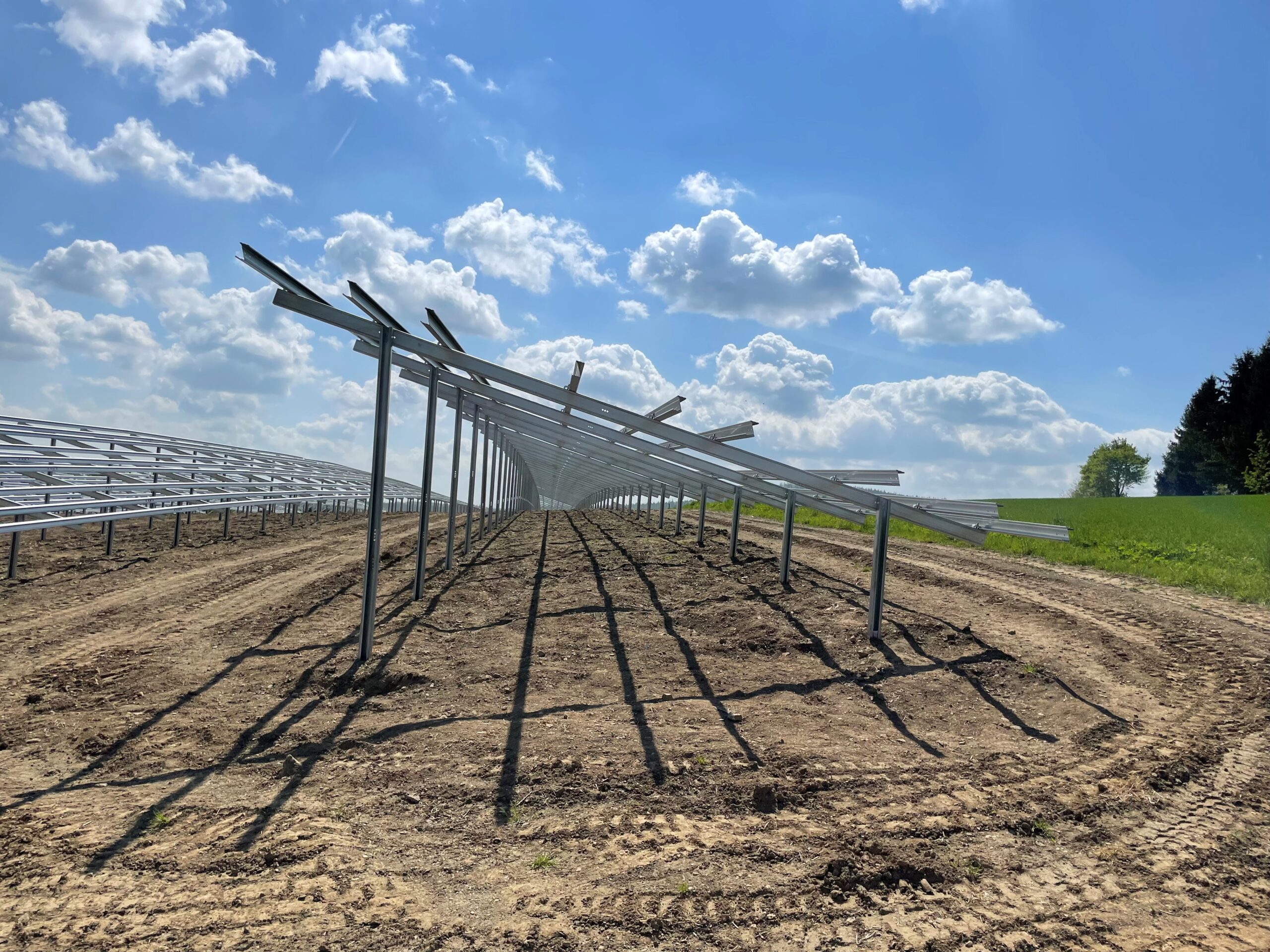 Anumar-Solarpark-Bad-Steben-Bau-2022-